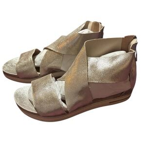 Eileen Fisher Silver Metallic Comfort Sandals Size 11 New Box